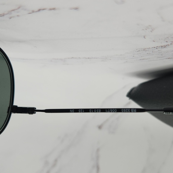 New Ray-Ban Aviator black frame Sunglasses (RB3293) & Case - Picture 3 of 4